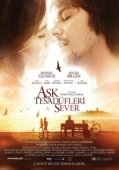 Постер Любовь любит случайности (2011)